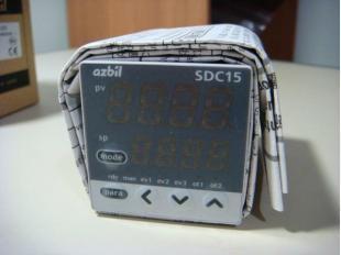 特價銷售山武溫控表C24MTC0SA1000 精準控溫，工業應用的可靠伙伴